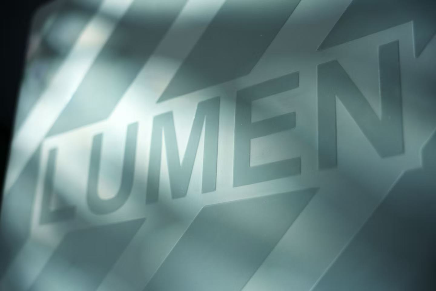 LUMEN Rain food grade silicone base detail